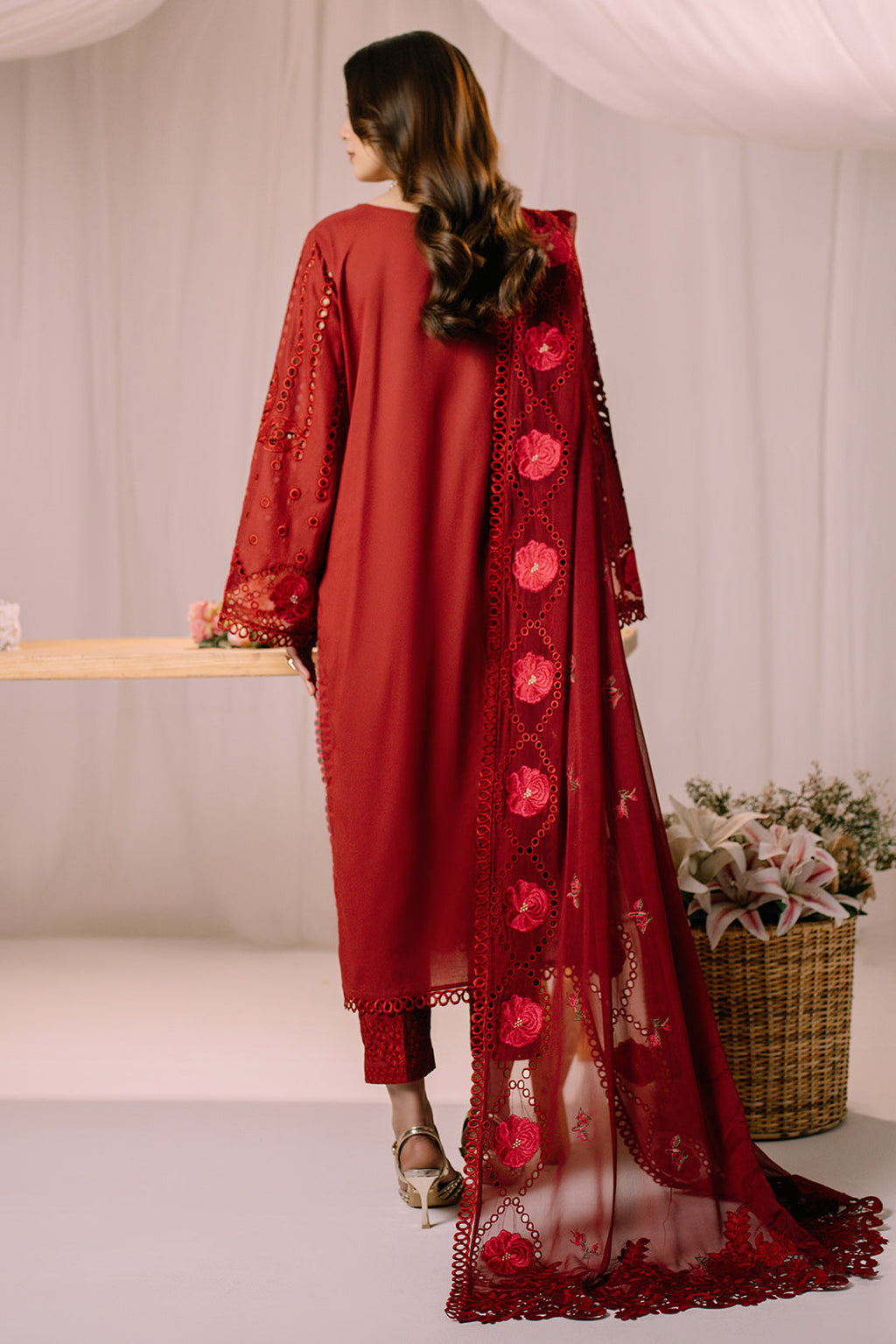 3 Piece - Embroidered Lawn Suit LFP1124