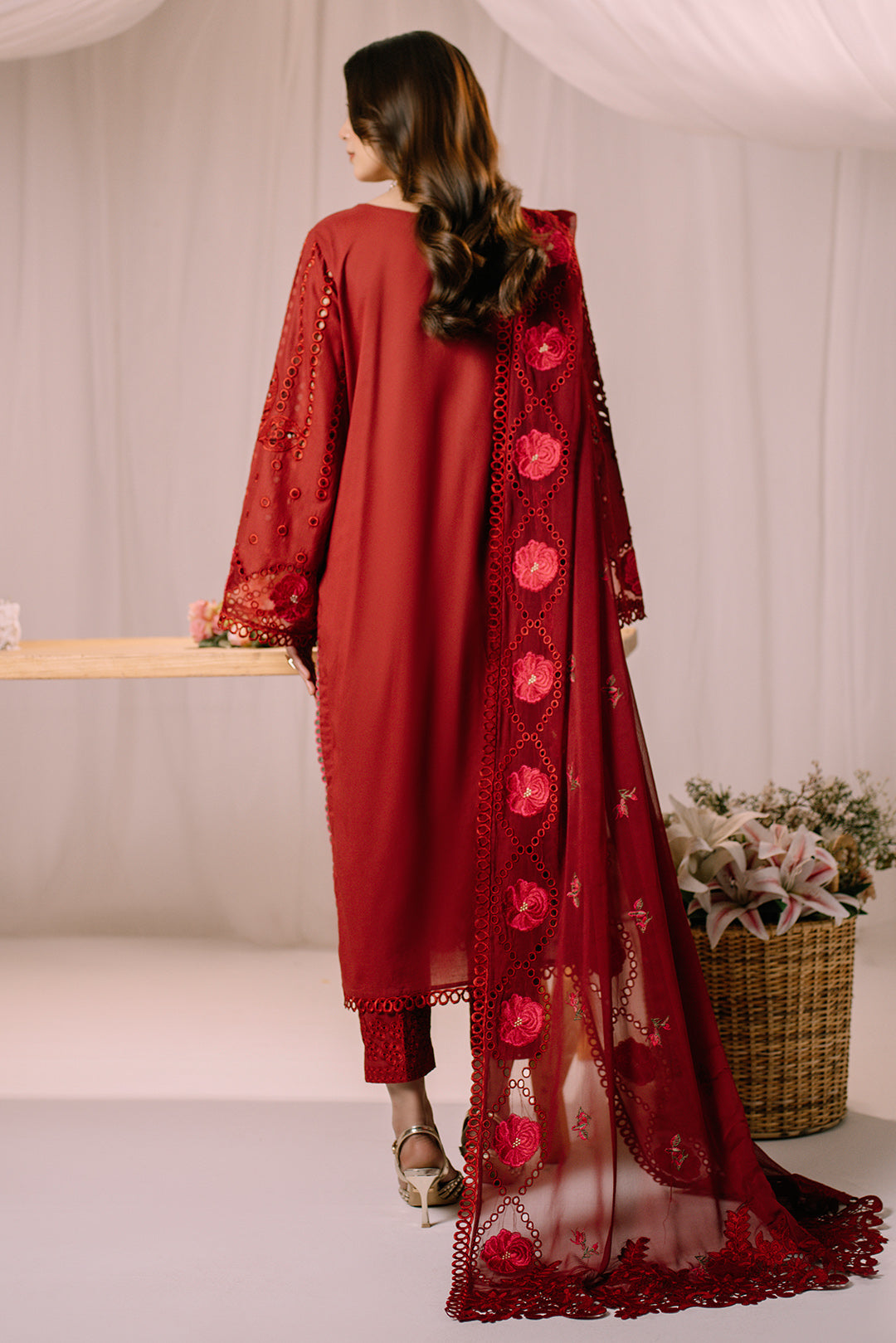 3 Piece - Embroidered Lawn Suit LFP1124