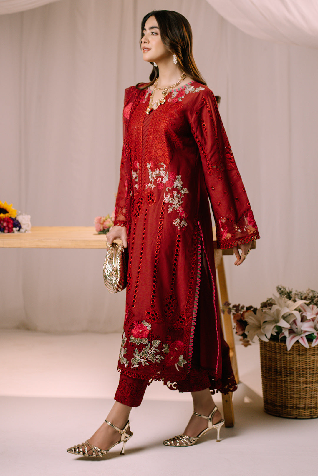 3 Piece - Embroidered Lawn Suit LFP1124