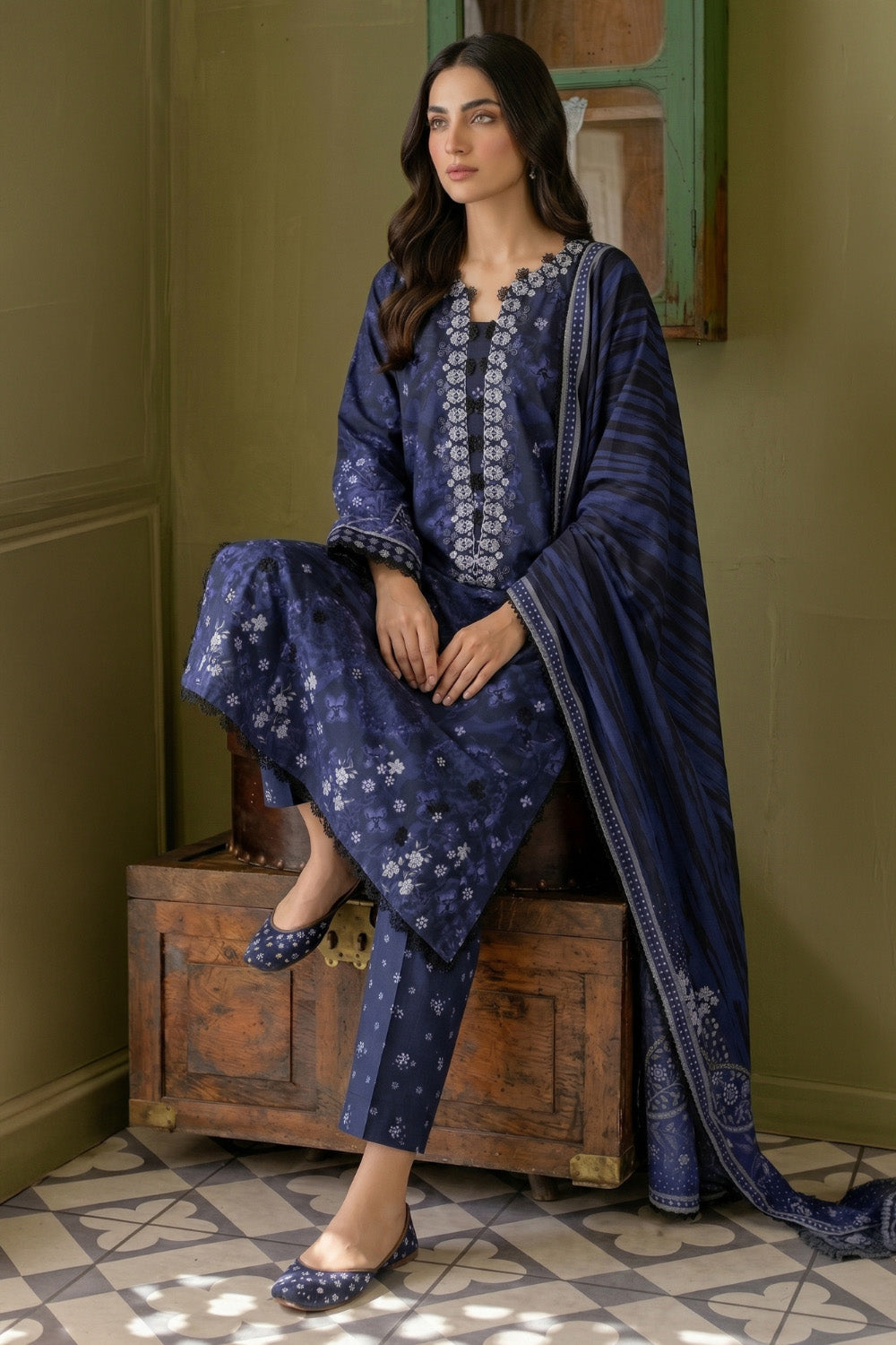 3 Piece - Embroidered Digital Printed Lawn Suit U001232 (Unstitched and Stitched)