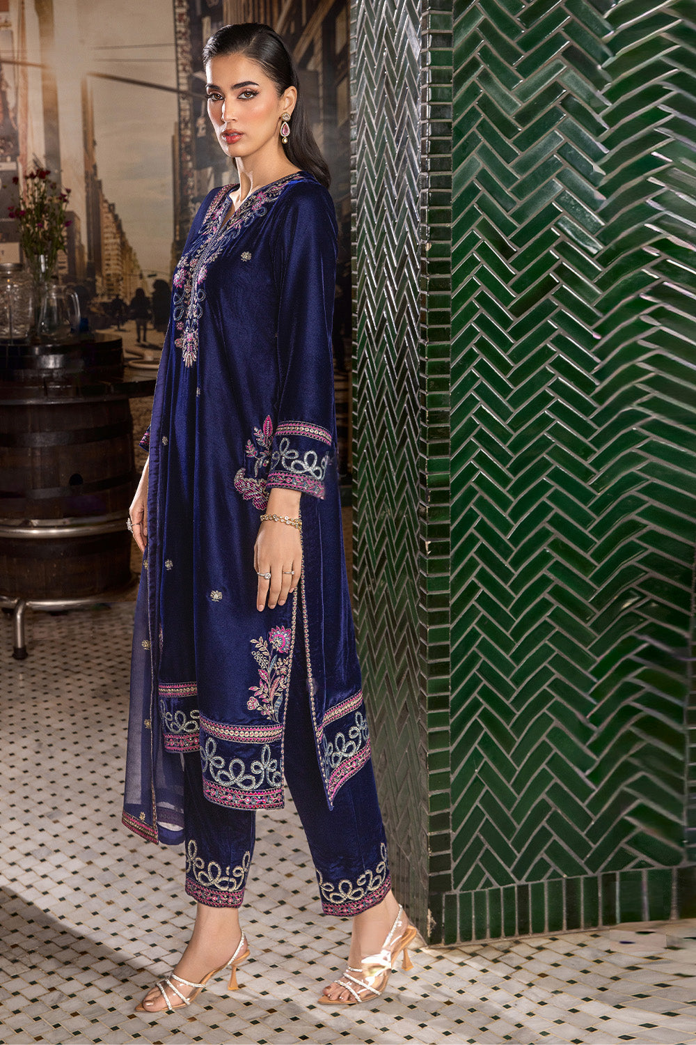 3 Piece - Embroidered Premium Velvet Suit V001021