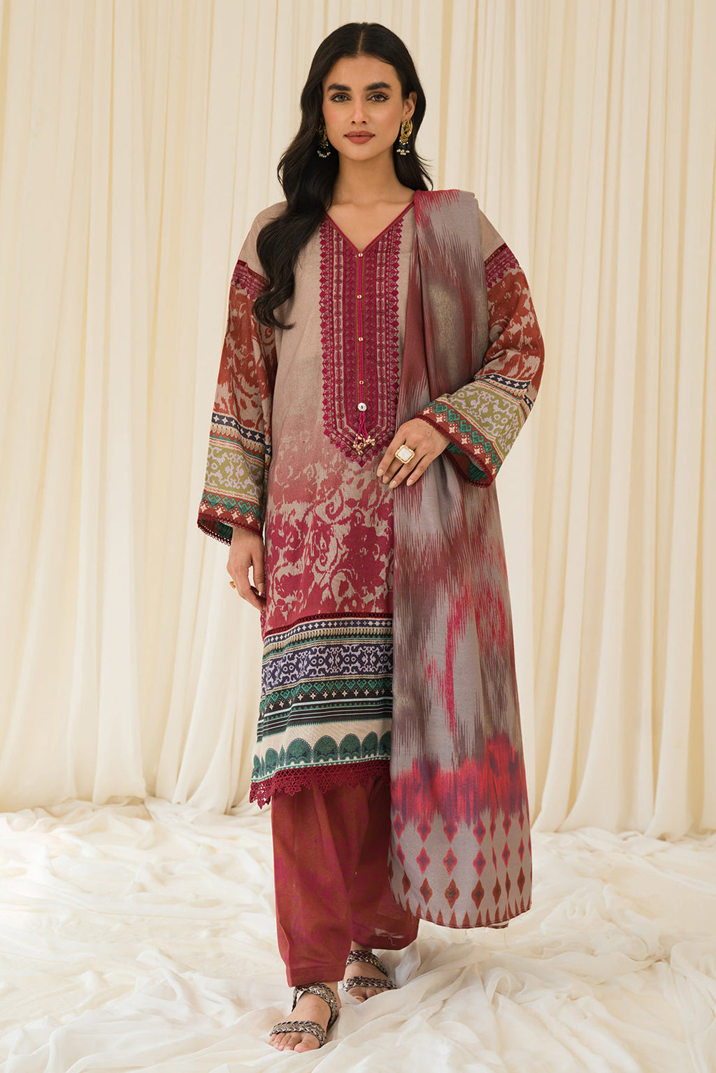 3 Piece - Embroidered Khaddar Suit U0996A (SO)