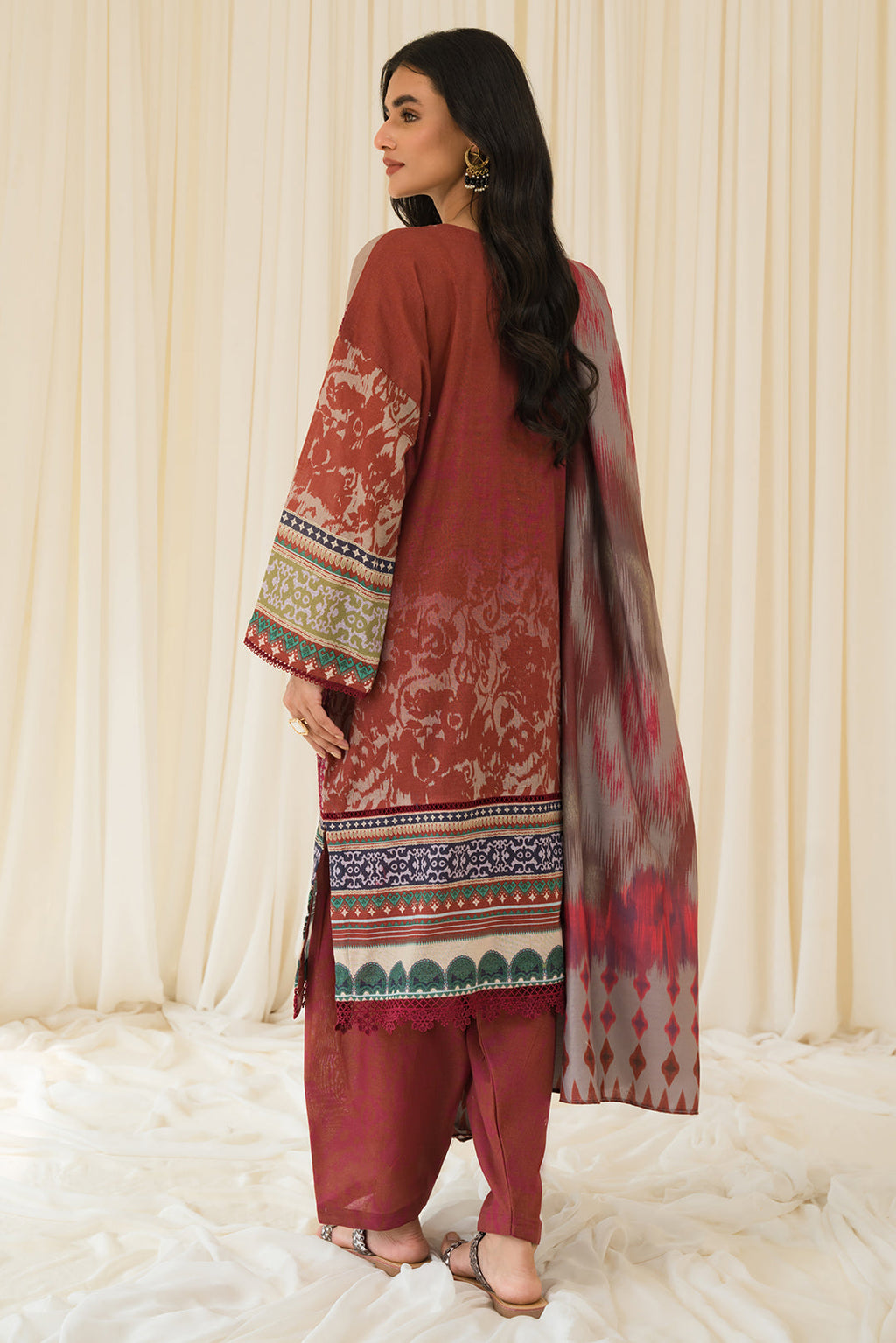 3 Piece - Embroidered Khaddar Suit U0996A (SO)
