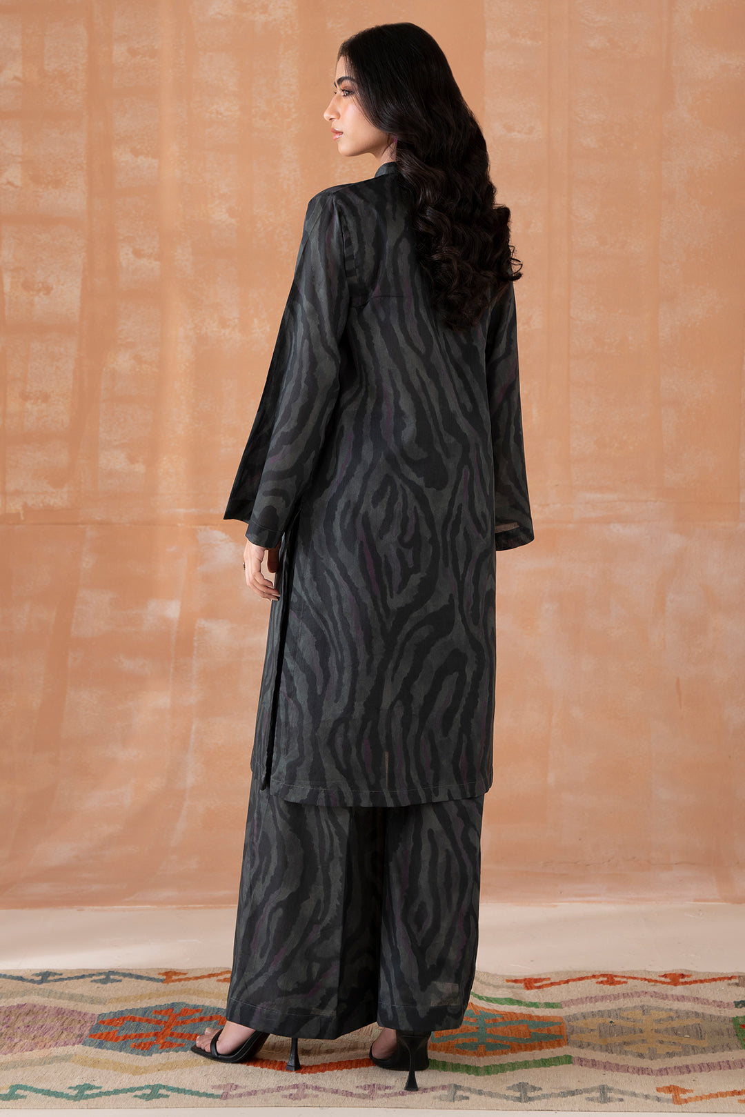 2 Piece - Digital Printed Lawn  Suit P1123 (SO)