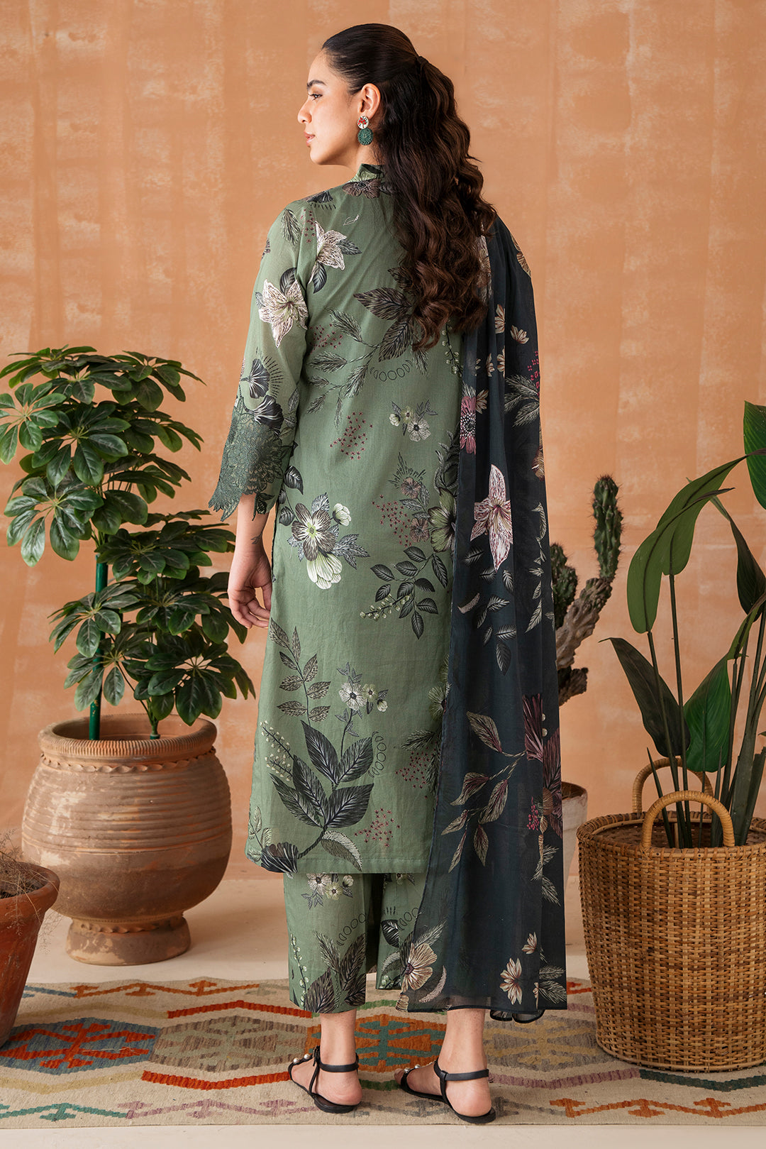 3 Piece - Embroidered Lawn  Suit P1105  (SO)