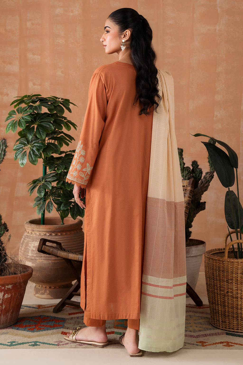 2 Piece - Embroidered Lawn Suit P1053  (SO)