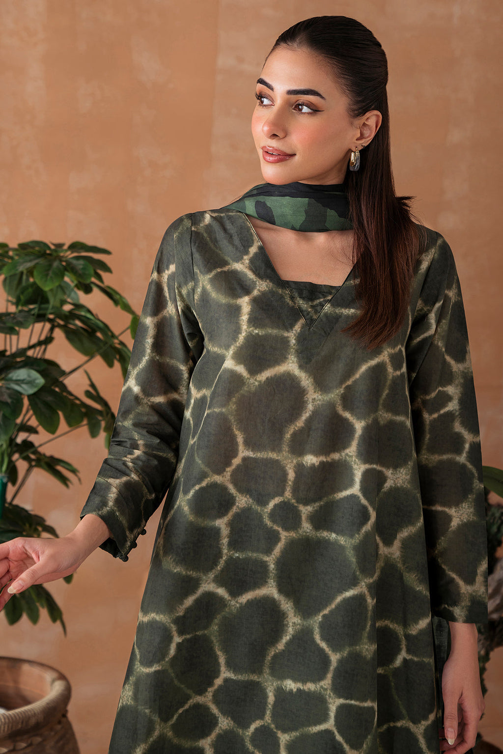 2 Piece - Digital Printed Lawn  Suit P1106