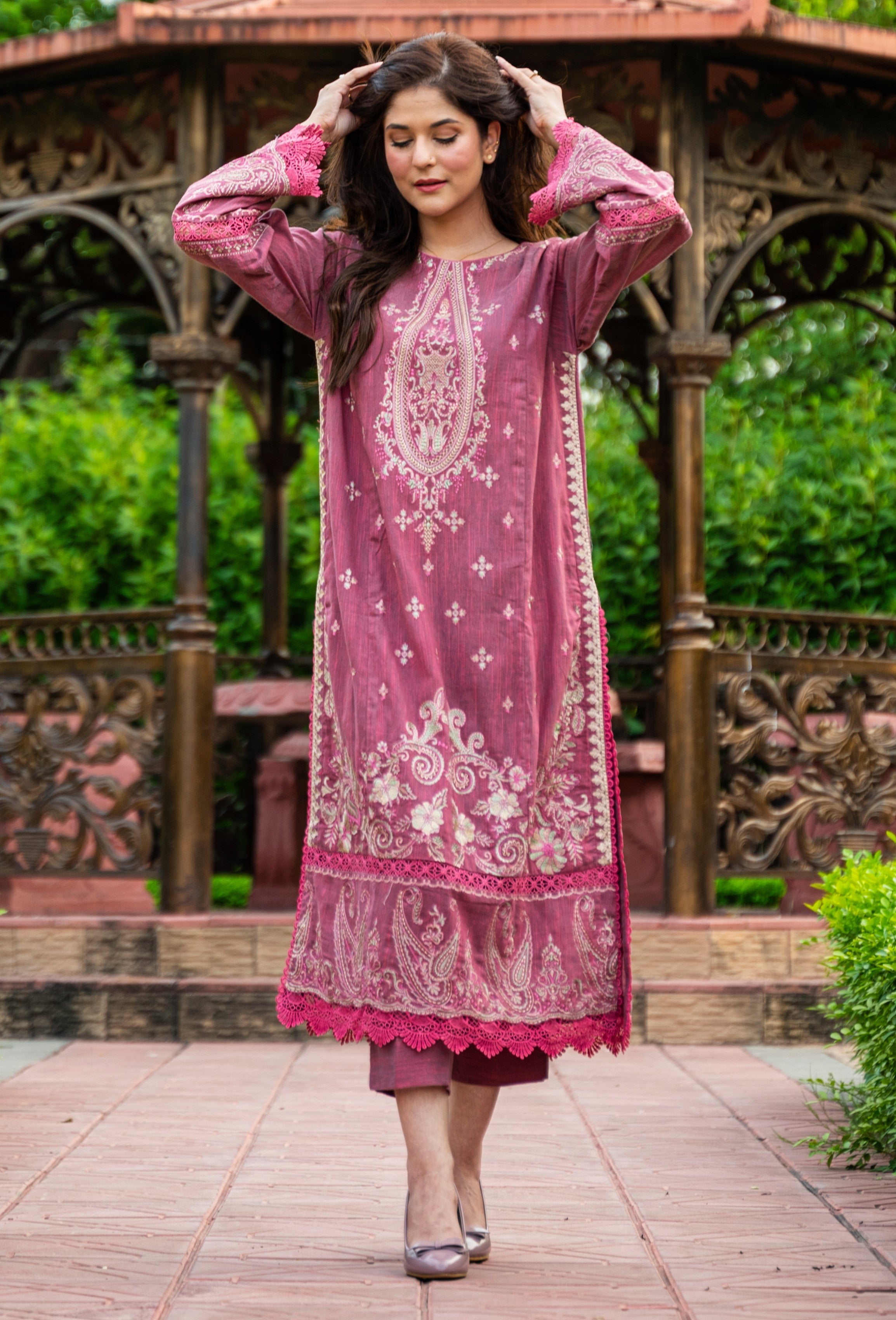 2 Piece - Embroidered Yarn Dyed Suit P0875