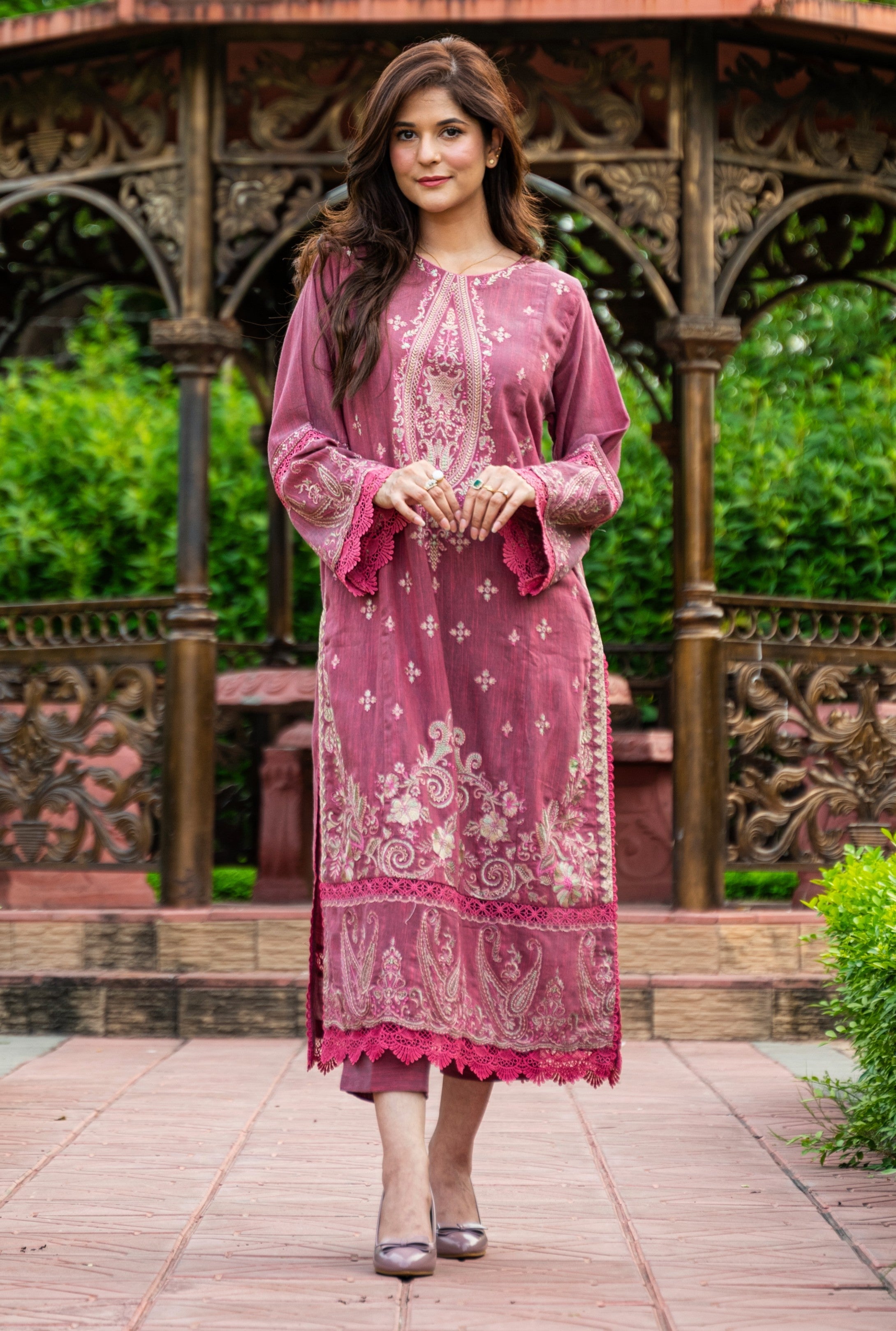 2 Piece - Embroidered Yarn Dyed Suit P0875