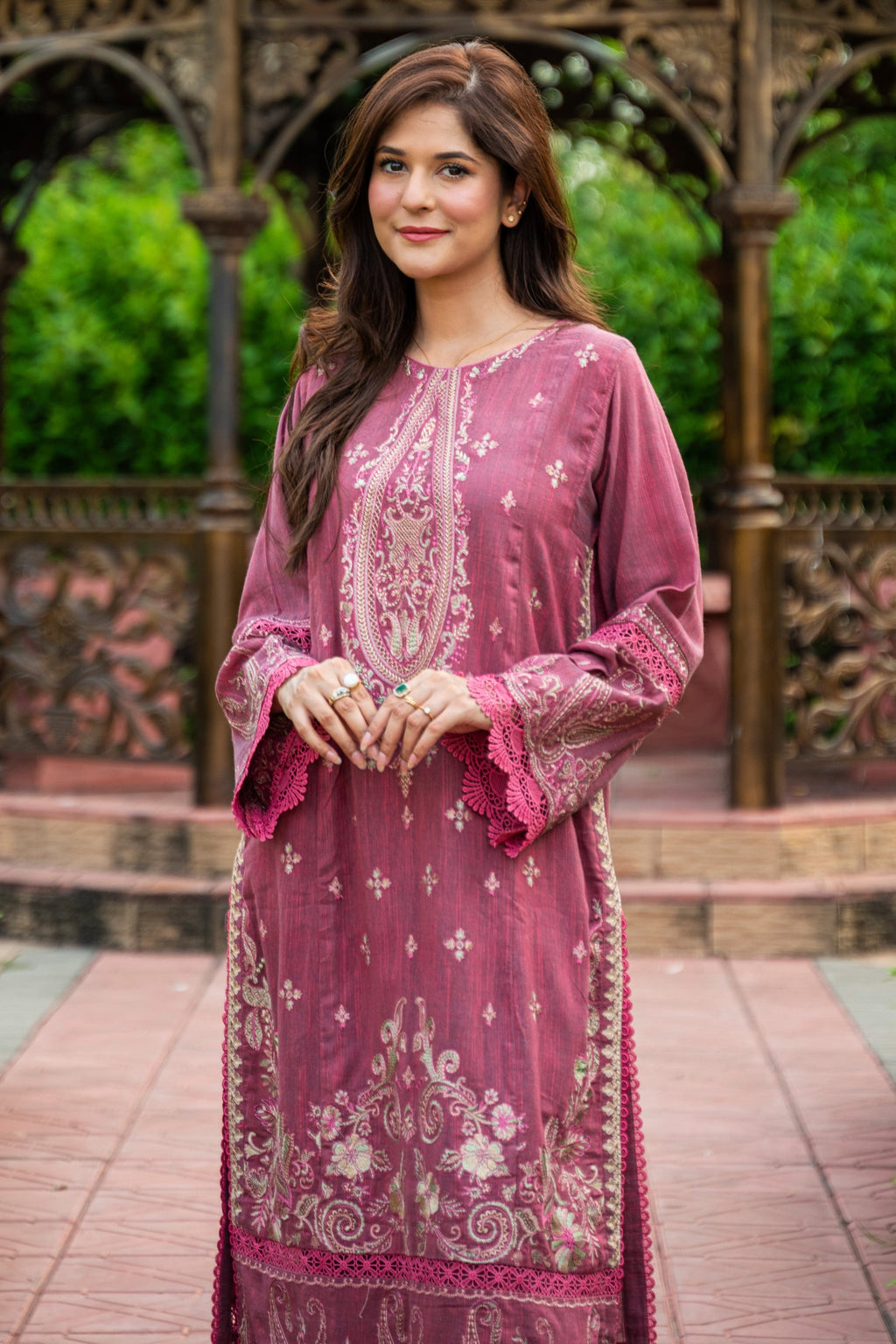 2 Piece - Embroidered Yarn Dyed Suit P0875