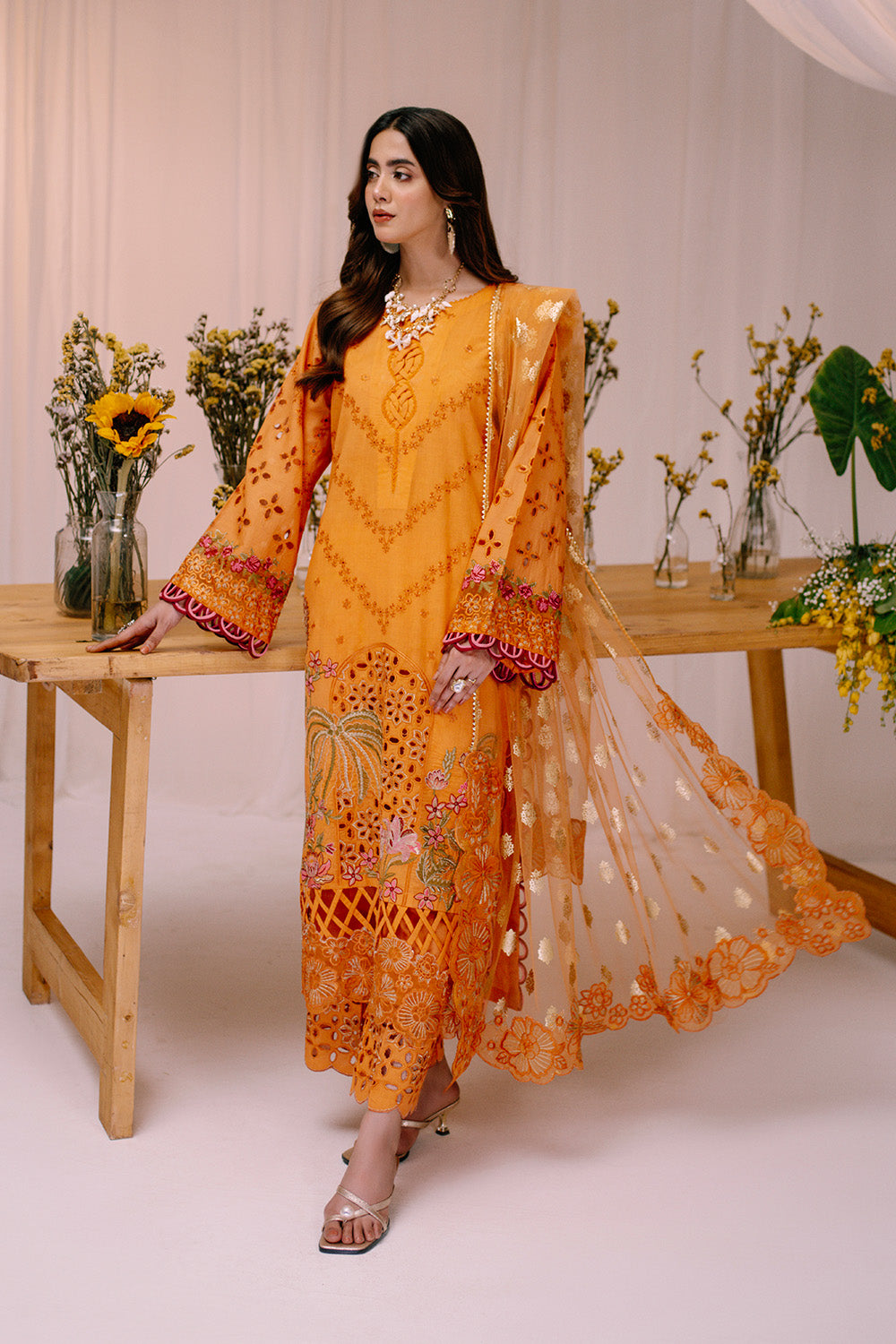 3 Piece - Embroidered Lawn Suit LFP1126