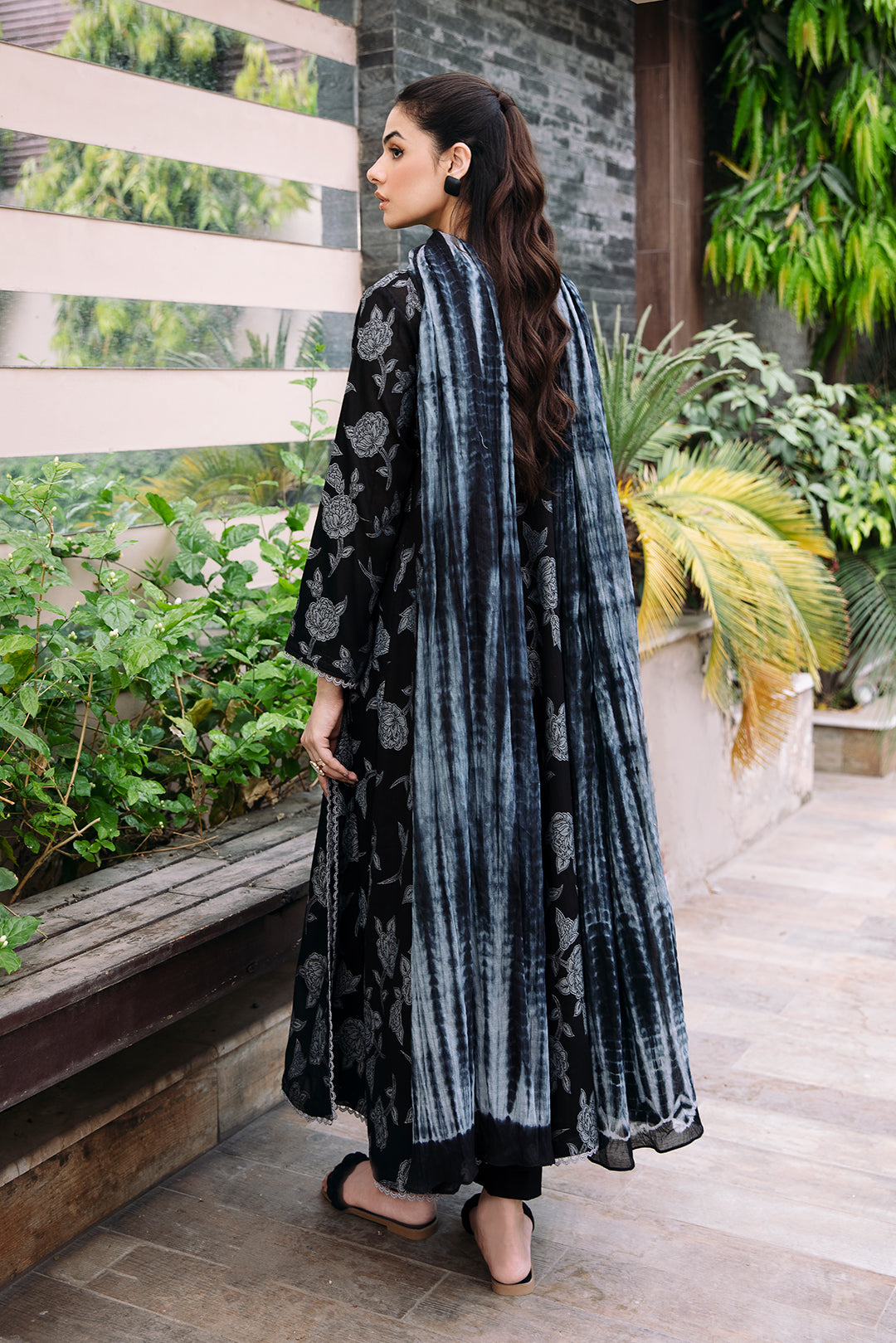 2 Piece - Printed Lawn Suit P001029