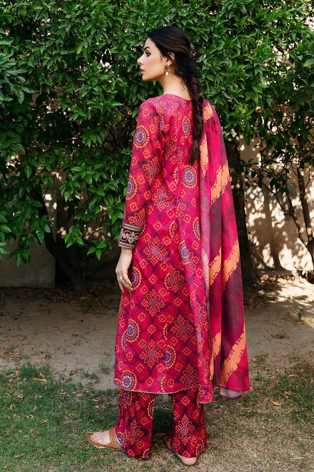 3 Piece - Embroidered Lawn Suit P1128 (SO)