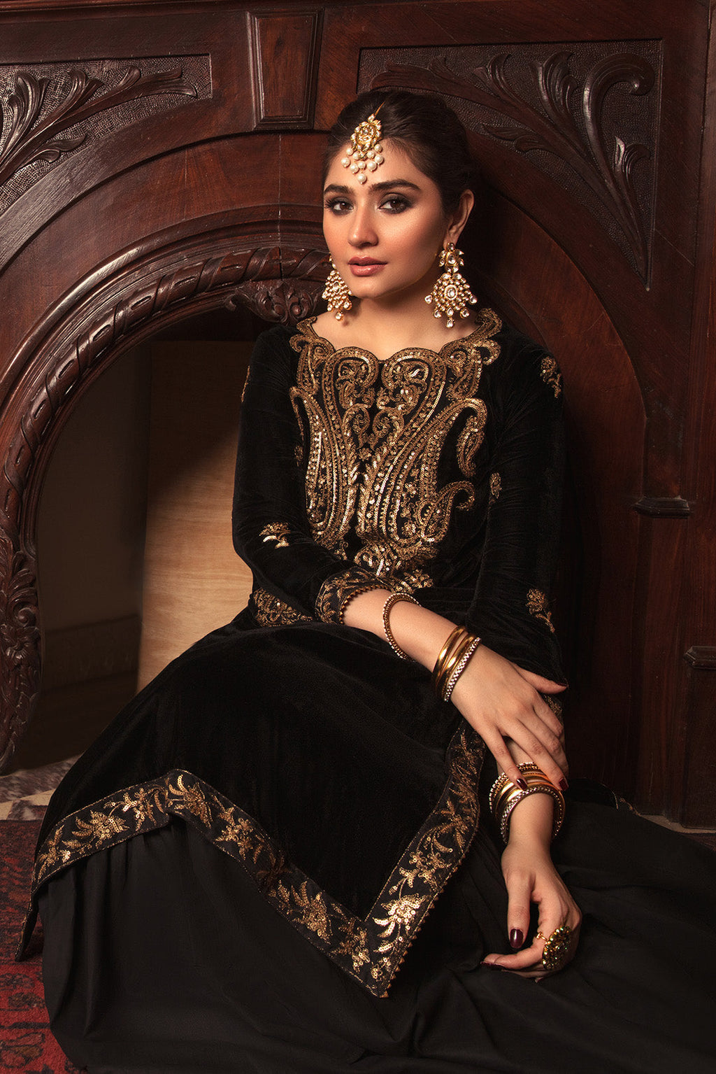 1 Piece - Embroidered Velvet Shirt L0290