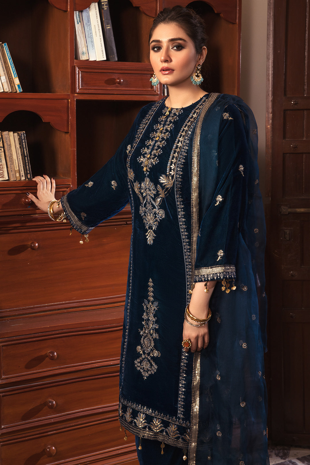 3 Piece - Embroidered Velvet Suit L0299
