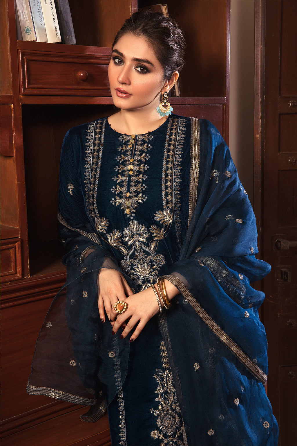 3 Piece - Embroidered Velvet Suit L0299