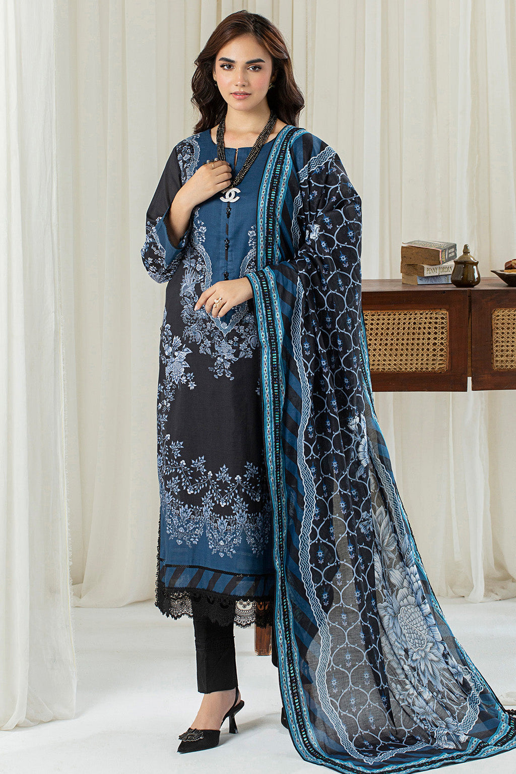 2 Piece - Digital Printed Lawn Suit P001168