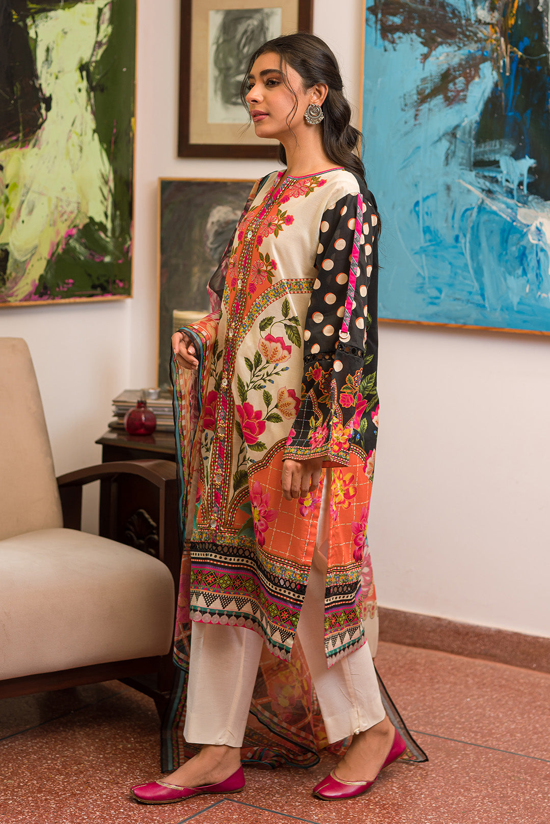 2 Piece - Digital Printed Lawn Suit P0681 (SO)