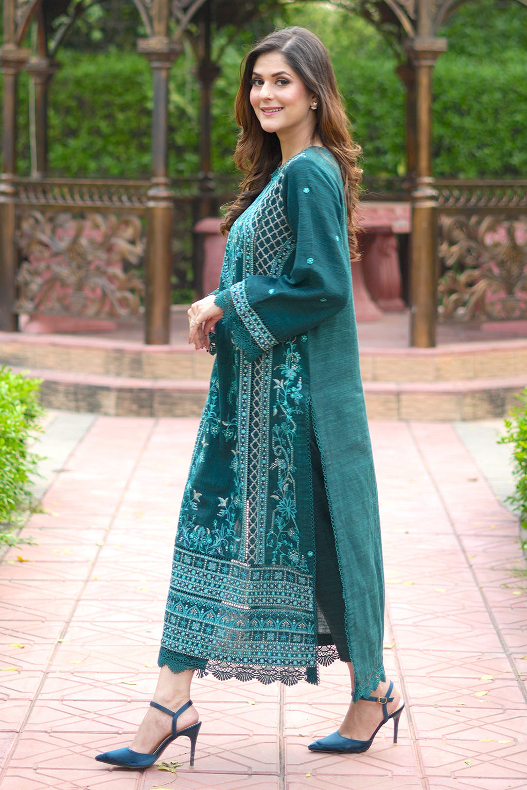 2 Piece - Embroidered Yarn Dyed  Suit P0874