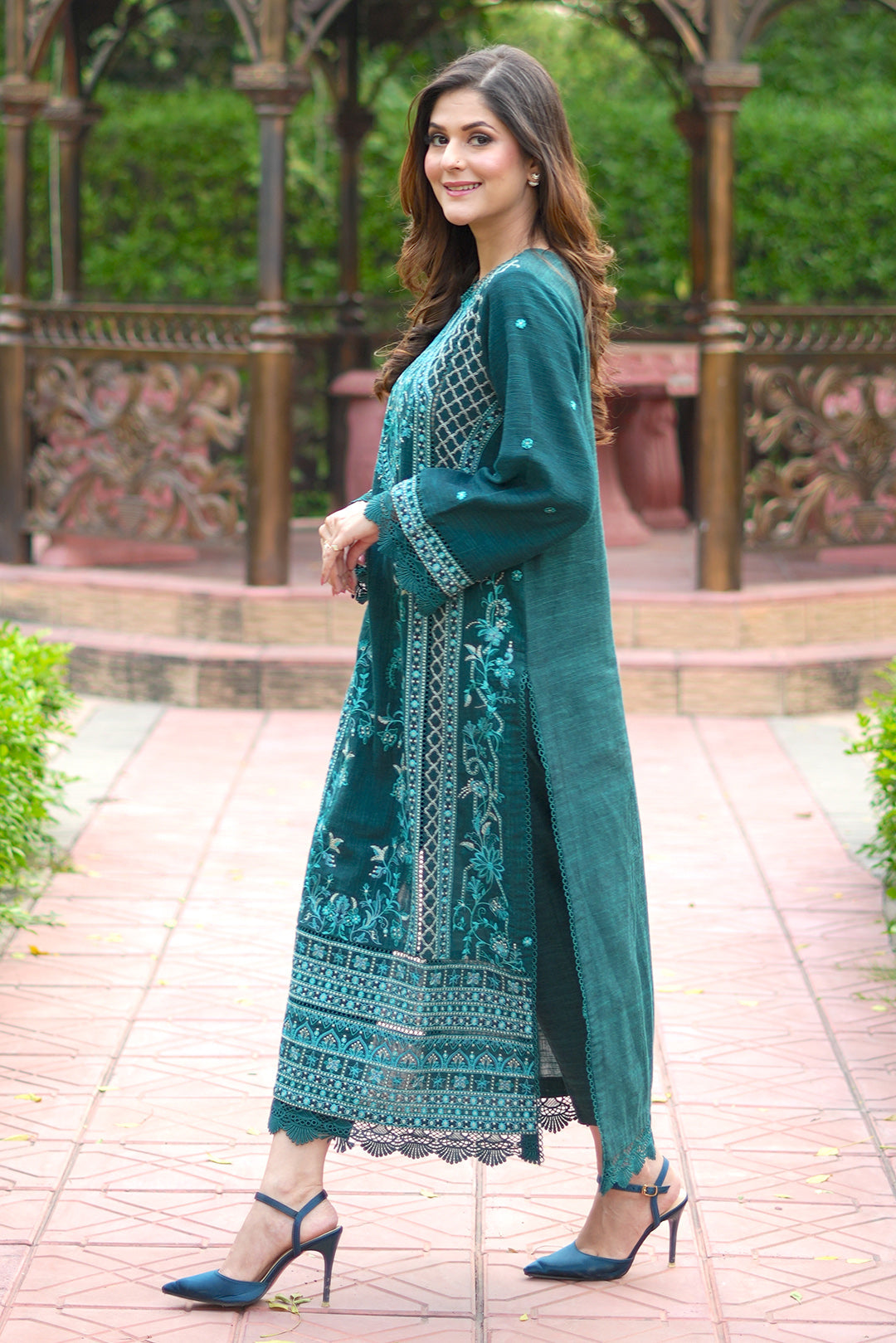 2 Piece - Embroidered Yarn Dyed  Suit P0874