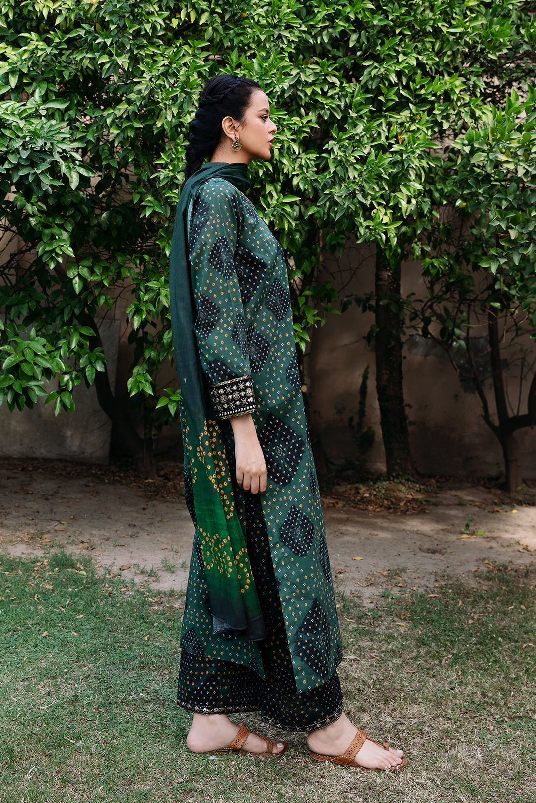 3 Piece - Embroidered Digital Printed Lawn Suit P1052A