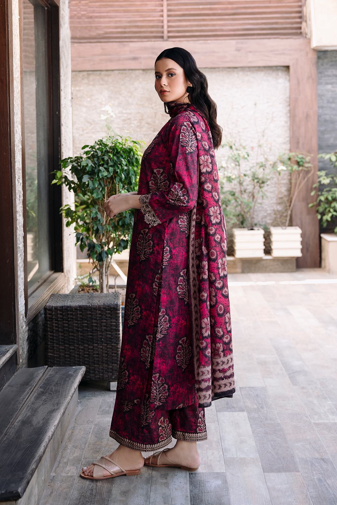 3 Piece - Embroidered Lawn Suit P1100A