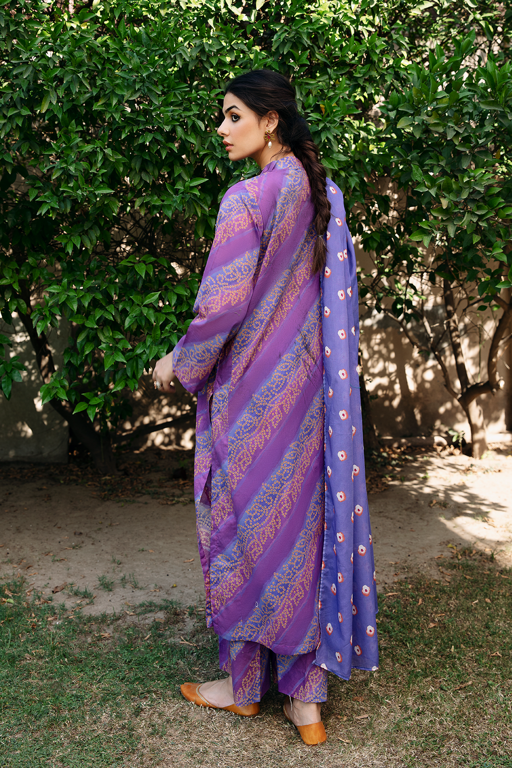 3 Piece - Digital Printed Lawn Suit P1127