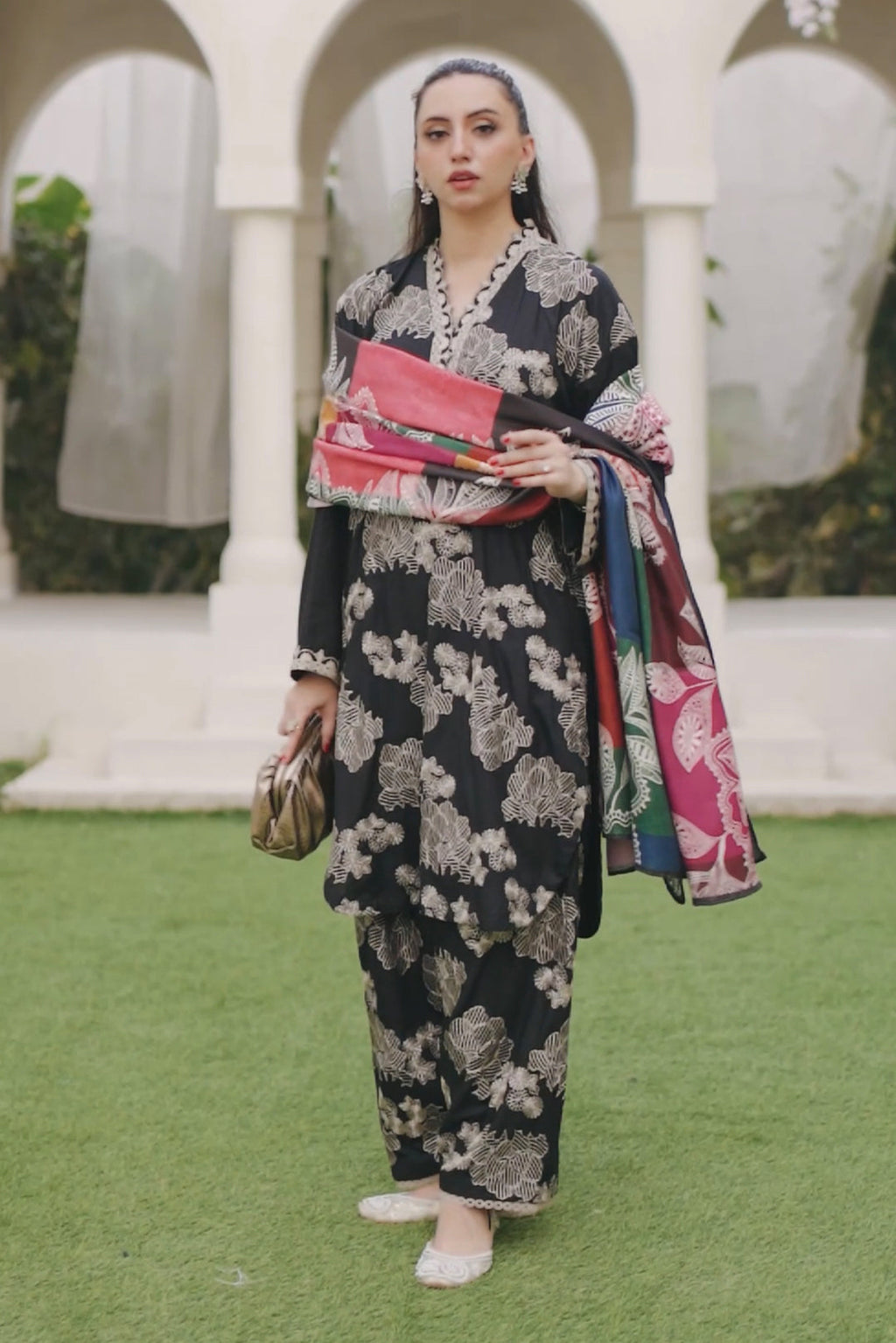 3 Piece - Embroidered Textured Linen Suit PB932
