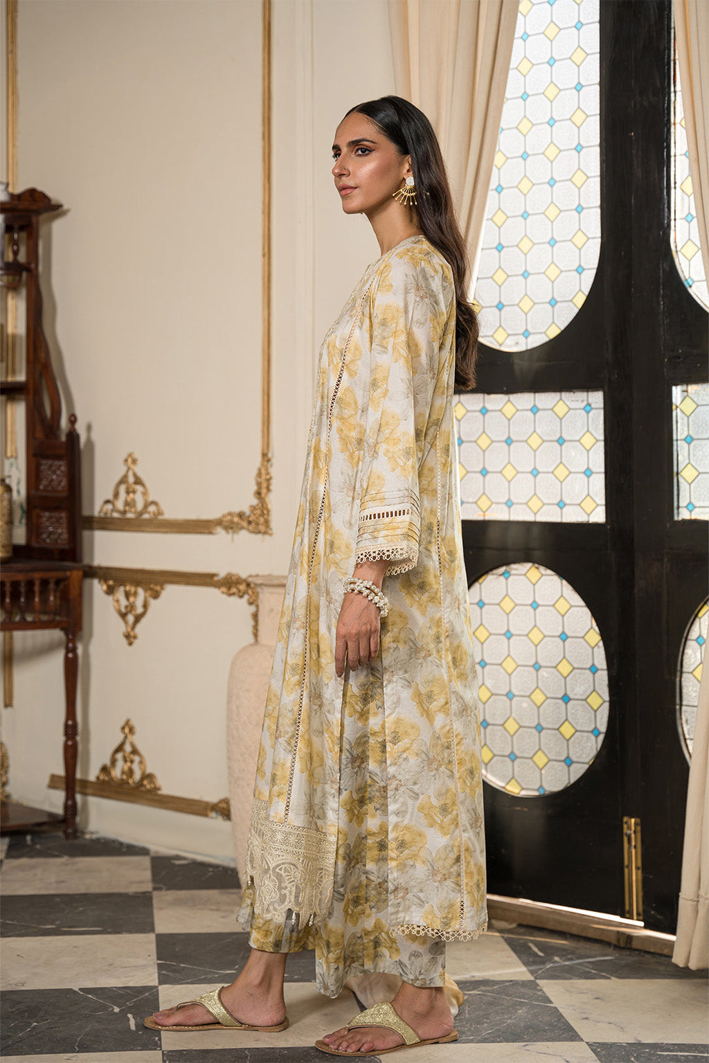 3 Piece - Embroidered Digital Printed Cotton Cambric Suit U0854