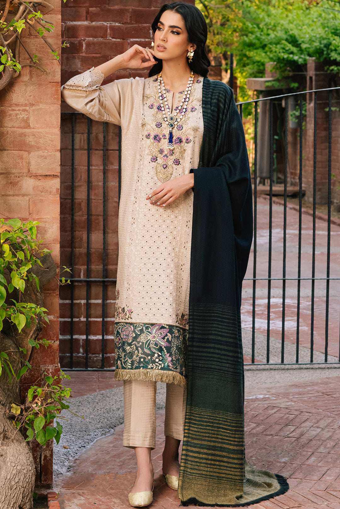 3 Piece - Shiffli Embroidered Textured Linen Suit U0966 (SO)