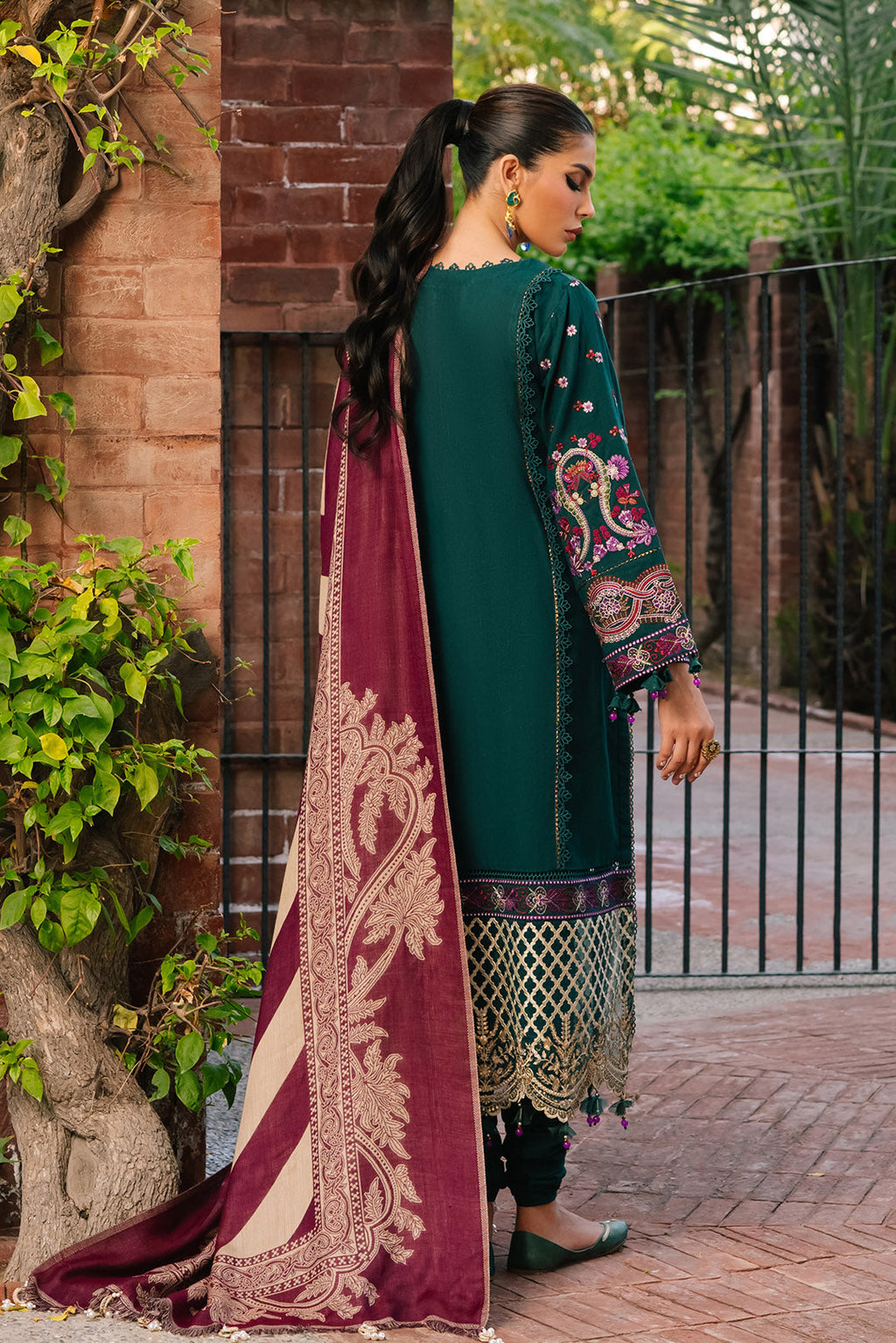 3 Piece -Embroidered Slub Khaddar Suit U0970 (SO)