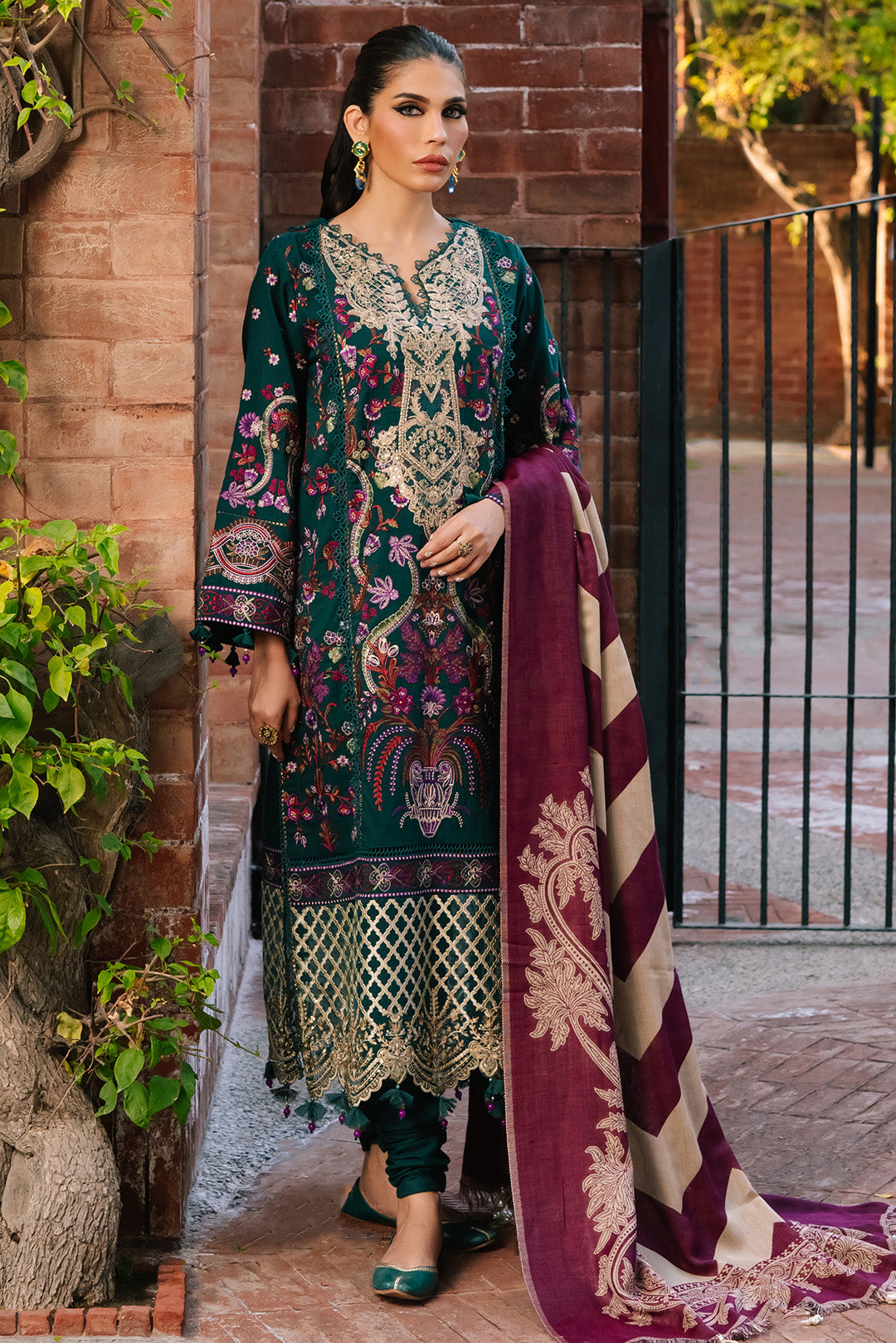 3 Piece -Embroidered Slub Khaddar Suit U0970 (SO)