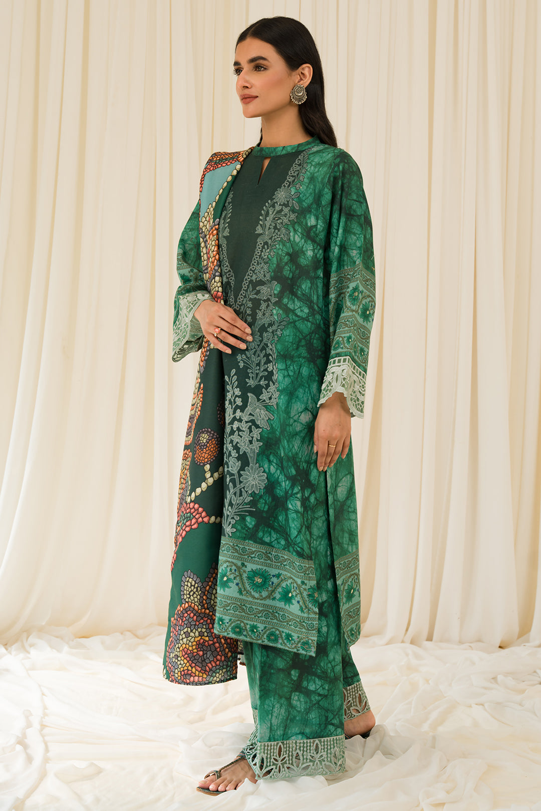 3 Piece - Embroidered Digital Printed Khaddar Suit U0995 (SO)