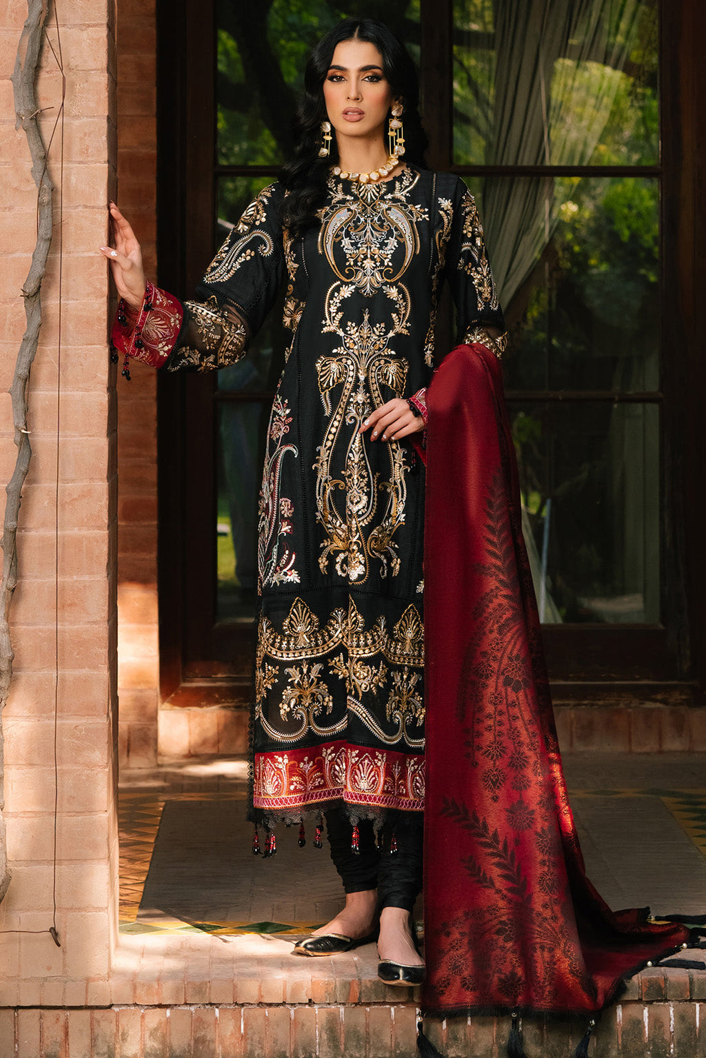 3 Piece -Embroidered Viscose Jacquard Suit U1013 