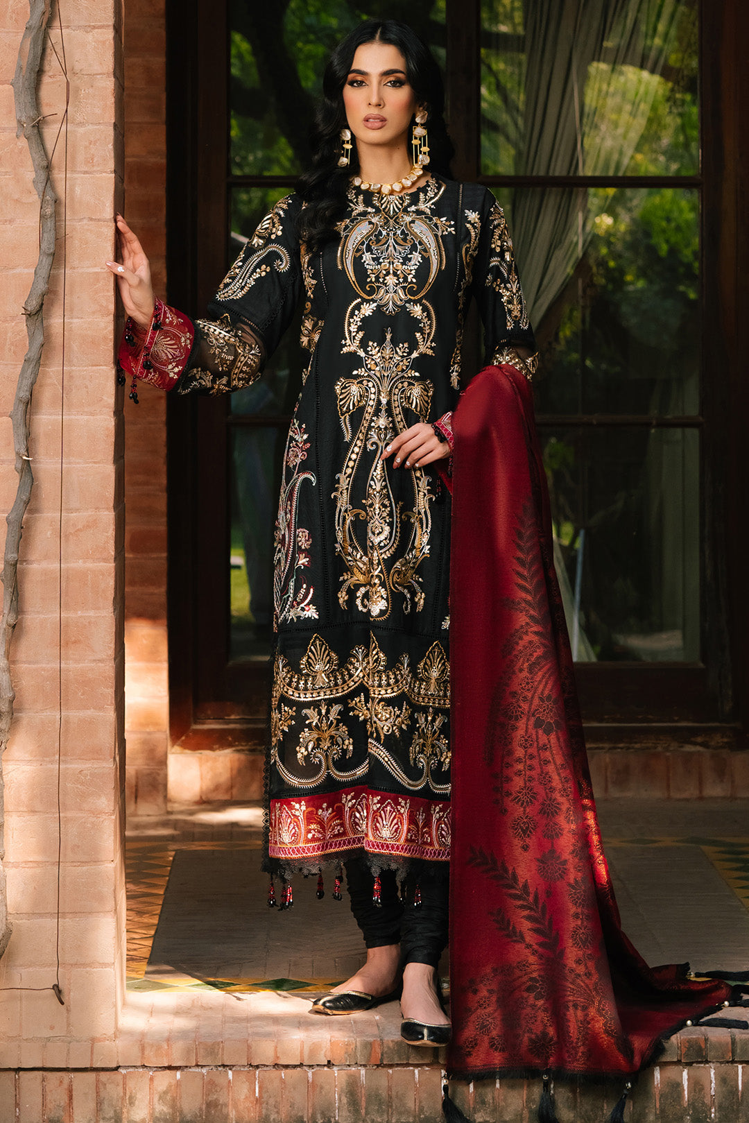 3 Piece -Embroidered Viscose Jacquard Suit U1013 