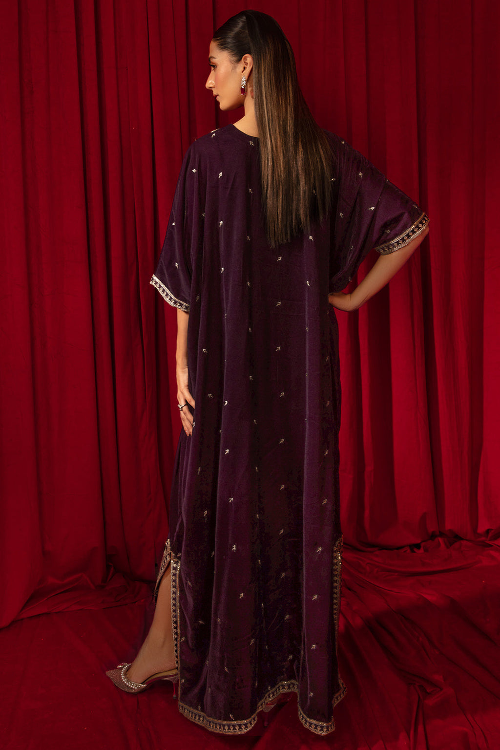 1 Piece - Embroidered Velvet Shirt V1006